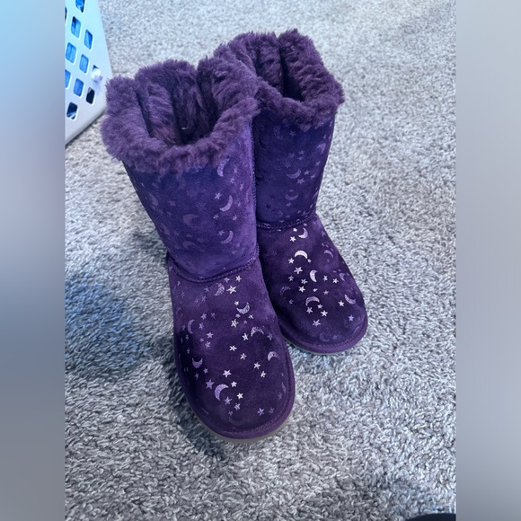 Size 4 Uggs (Burgundy with baby pink) - Picture 3 of 5